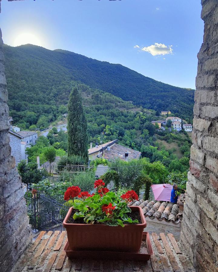 B&B Bivacco Frasassi Climbing & Trail Running House 真加 外观 照片