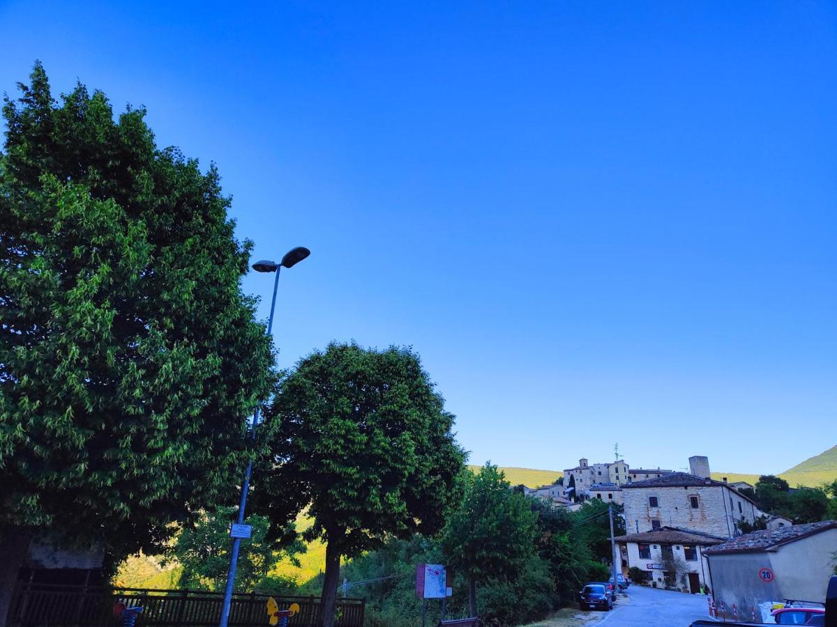 B&B Bivacco Frasassi Climbing & Trail Running House 真加 外观 照片
