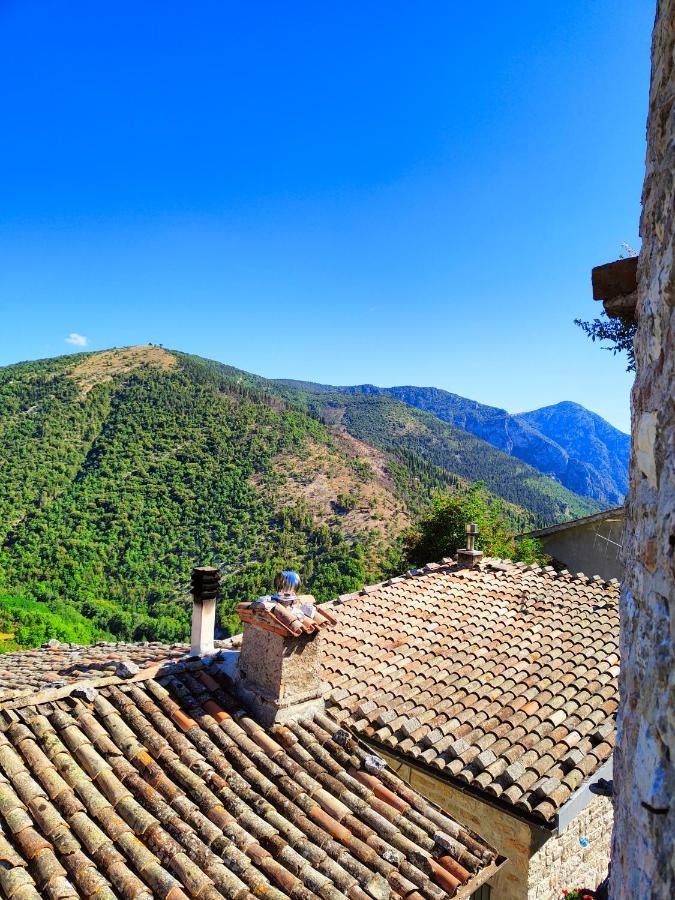 B&B Bivacco Frasassi Climbing & Trail Running House 真加 外观 照片