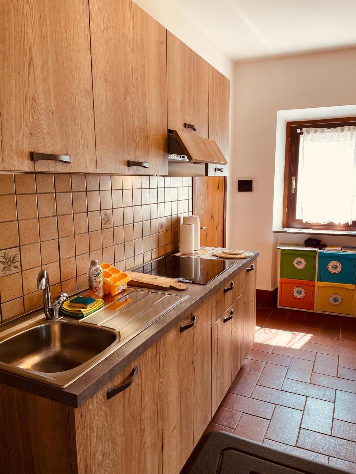 B&B Bivacco Frasassi Climbing & Trail Running House 真加 外观 照片
